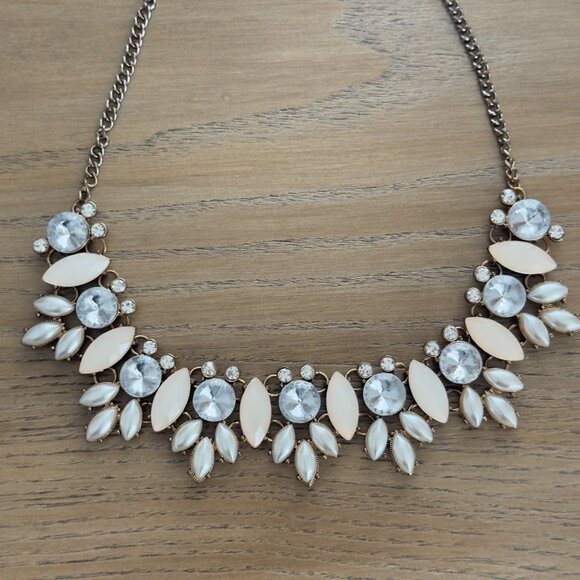 Vtg Gold Tone Rhinestone Faux Pearl Statement Necklace Cream Adjustable Chain - Picture 1 of 12
